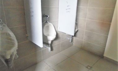 PR12582 A LA RENTA OFICINA EN SECTOR BARRIO COLOMBIA, EL POBLADO