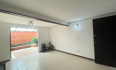 apartamento en arriendo en valle del lili. Cod A4097
