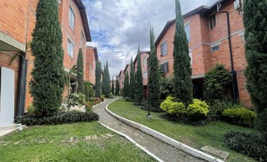 apartamento en arriendo en valle del lili. Cod A4097