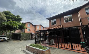 apartamento en arriendo en valle del lili. Cod A4097