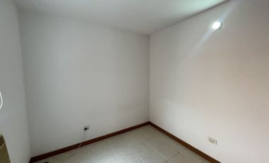 apartamento en arriendo en valle del lili. Cod A4097