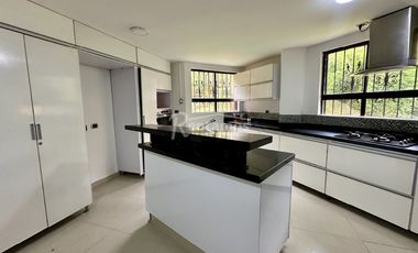 casa en arriendo en alcazarez. Cod A776284
