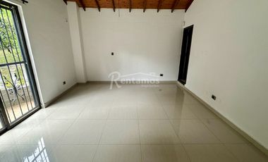 casa en arriendo en alcazarez. Cod A776284