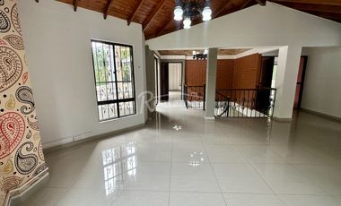 casa en arriendo en alcazarez. Cod A776284