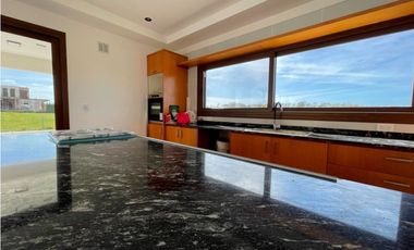 Casa en Rumencó Joven a estrenar.