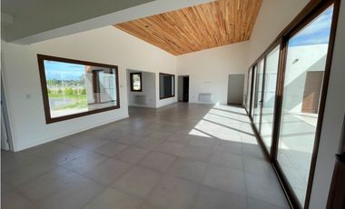 Casa en Rumencó Joven a estrenar.