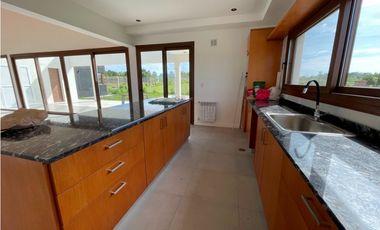 Casa en Rumencó Joven a estrenar.