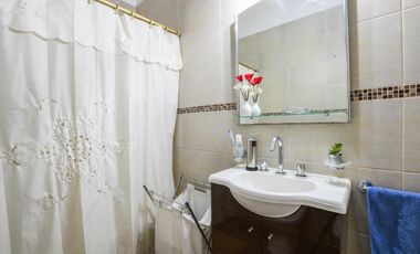 En venta -  Casa 2 dormitorios - Barrio Beaudrix , Roldan.