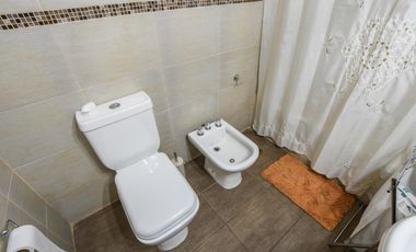 En venta -  Casa 2 dormitorios - Barrio Beaudrix , Roldan.