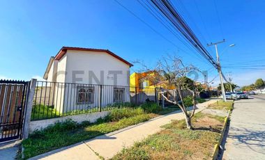 Se vende casa con potencial comercial en Peñuelas