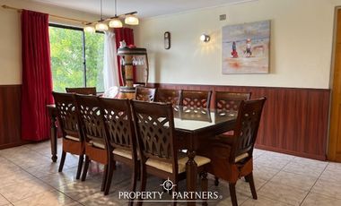 Parcela con casa en sector La Princesa