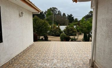 Parcela con casa en sector La Princesa