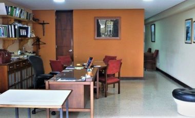 PR12390 SE VENDE OFICINA EN SECTOR DE LAS PALMAS, EL POBLADO