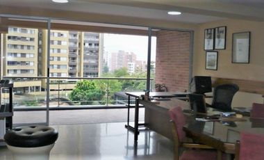 PR12390 SE VENDE OFICINA EN SECTOR DE LAS PALMAS, EL POBLADO