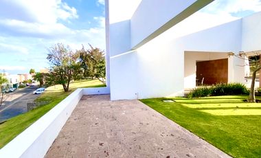 Terrenos en venta en Colonia Bosques de Santa Anita, fraccionamiento Bosque Real