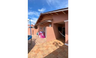 SE VENDE CASA EN VILLA ZAITA $190,000!!!!