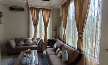 Rumah mewah 2 lantai classic house di Jagakarsa,Jaksel