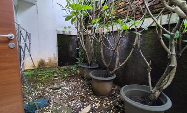 Rumah Asri Terawat 15 menit ke Gerbang Tol Pamulang Siap Huni J-46544