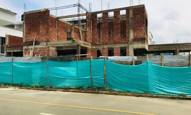 casa en venta en las mercedes. Cod V16245