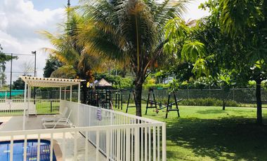 casa en venta en las mercedes. Cod V16245