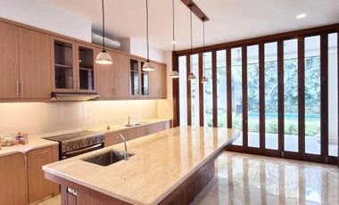 RUMAH DALAM KOMPLEK dgn S.POOL at Jl BENDA / KEMANG, JAKSEL