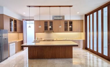 RUMAH DALAM KOMPLEK dgn S.POOL at Jl BENDA / KEMANG, JAKSEL
