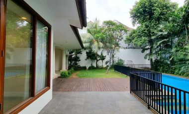RUMAH DALAM KOMPLEK dgn S.POOL at Jl BENDA / KEMANG, JAKSEL