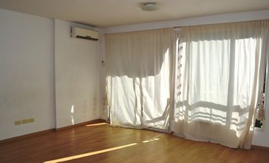 Monoambiente casi a estrenar  a metros de Rivadavia