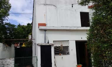 CASA 3 AMBIENTES 3 CUADRAS ESTACIÓN CHILAVERT