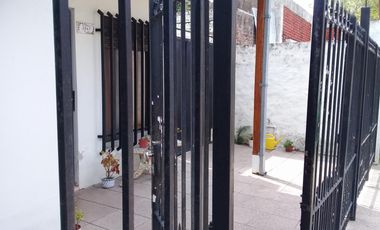 CASA 3 AMBIENTES 3 CUADRAS ESTACIÓN CHILAVERT