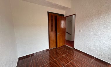 casa en arriendo en la calera. Cod A124820