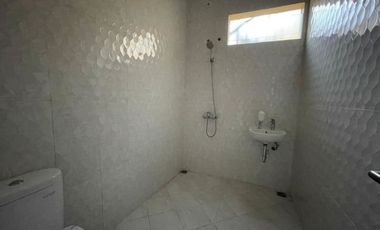 Rumah Minimalis Royal Residence Hadap Timur