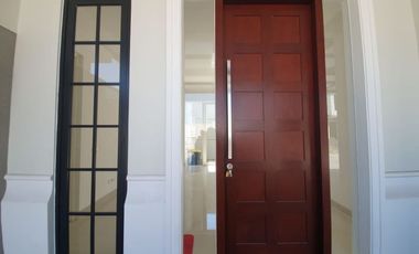 Sewa Rumah Baru Gress di Perumahan Grand Harvest Kota Surabaya