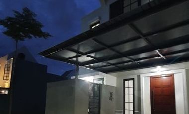 Sewa Rumah Baru Gress di Perumahan Grand Harvest Kota Surabaya