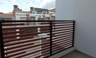 casa en venta en niza. Cod V28557