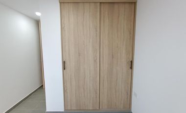 casa en venta en niza. Cod V28557