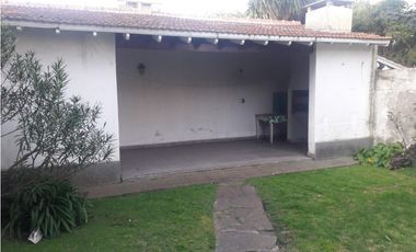 chalet de 3 dormitorios + dependencia de servicio en Punta Mogotes