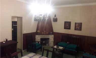 chalet de 3 dormitorios + dependencia de servicio en Punta Mogotes
