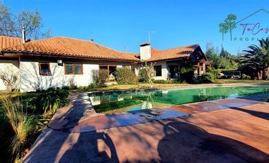 Casa en arriendo de 4 dorm. en Talagante