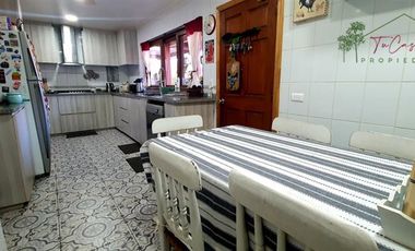 Casa en arriendo de 4 dorm. en Talagante