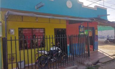 VENTA DE CASA DIVIDIDA EN DOS APTO EN EL B PASTRANA  BORRERO, MONTERIA
