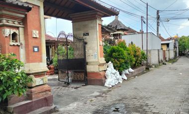 Leasehold House in Tukad Badung, Renon