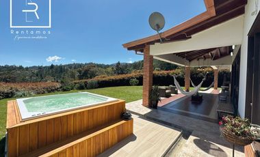 casa en arriendo en escobero. Cod A11259