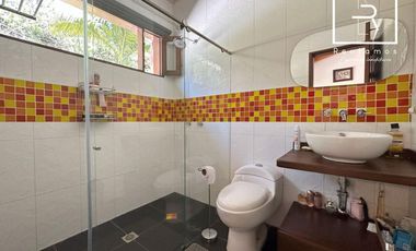 casa en arriendo en escobero. Cod A11259