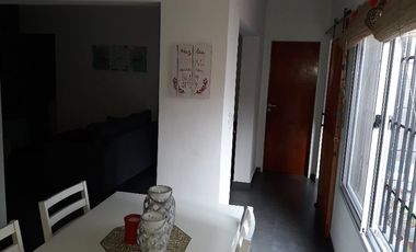 Departamento Tipo Casa en venta en Lanus Este