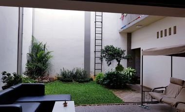 Townhouse Mewah & Murah di Kebayoran Height Bintaro Sektor 9 Kawasan Rapi Asri dg Security Gate