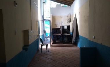 casa-local en arriendo en la playa. Cod A1511