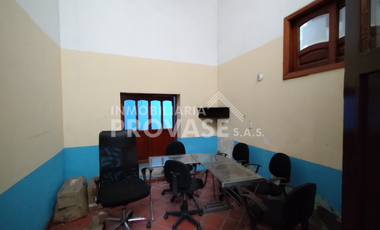 casa-local en arriendo en la playa. Cod A1511
