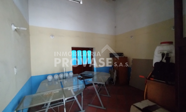 casa-local en arriendo en la playa. Cod A1511