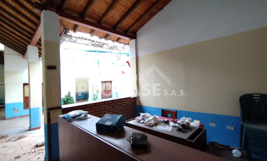 casa-local en arriendo en la playa. Cod A1511